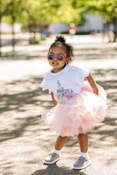 Our NEWEST layered Ombre Pink tutu is a perfect addition and matches everything in your little ones closet! We took 3 of our BEST sellers and made it into one perfect ombre of pinks tutu. Currently, this tutu come in sizes for toddler and young kid.  This full tutu has ten layers with a wide elastic band inside to keep the itchy tulle off your little ones' skin. The multiple soft layers give a fluffy look but lay perfectly.  THIS LISTING IS FOR PINK LAYERED TUTU ONLU Our tutus are super stretchy Pink Tulle Tutu Skirt, Pink Tulle Tutu Dress For Dress-up, Pink Tutu Ballet, Playful Pink Tutu Dress For Dress-up, Recital Dress, Soft Ombre, Tutu Pink, Tutu Birthday, Toddler Tutu