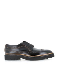 Black brushed leather men's brogues by Paul Smith. Leather fund wiht higt rubber sole. Lined interior. Heel: 3 cmComposition: Leather Designer Wingtip Oxfords With Contrast Sole, Designer Oxfords With Contrast Sole And Wingtip, Business Wingtip Lace-up Shoes With Contrast Sole, Business Oxfords With Calf Leather And Contrast Sole, Business Oxfords With Contrast Sole In Calf Leather, Calf Leather Oxfords With Contrast Sole For Business, Calf Leather Wingtip Oxfords With Stitched Sole, Wingtip Oxfords With Stitched Sole In Calf Leather, Business Wingtip Oxfords With Contrast Sole