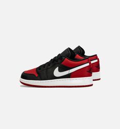 Inspired by the original that debuted in 1985, the Air Jordan 1 Low offers a clean, classic look that's familiar yet always fresh. With an iconic design that pairs perfectly with any 'fit, these kicks ensure you'll always be on point. Jordan 1 Low Red, Jordan 1 Low Bred Toe, Jordan 1 Low Bred, Logo Wings, Air Jordan 1 Low White, Jordan 1 Low White, Jordan Model, Nike Air Jordan 1 Low, Mens Lifestyle