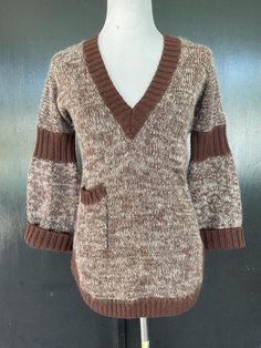 1970s Vamp by Koret pullover sweater. Brown and white acrylic. Solid brown areas are ribbed. Brown and white area has a fuzzy angora type feel. Small pocket on right front. Measurements  36-38" bust 30" midriff 36" hem 29" length 26" sleeves Delightful sweater shows very well with minimal to no wear. Brown Chenille Sweater, Pullover Outfit, Sweater Brown, Solid Brown, Sweater Vintage, Pullover Sweater Women, Brown Sweater, White Acrylic, Spending Money