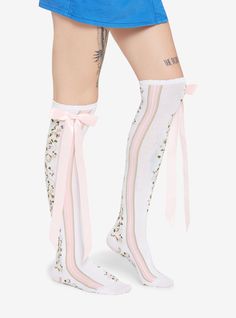 Fitted Knee-high Socks For Spring, Cute Knee-high Socks For Spring, White Casual Knee-high Socks For Spring, Casual White Knee-high Socks For Spring, Pink Socks For Spring, Fitted Pink Legwear For Spring, Cute Knee-high Spring Socks, White Socks For Spring, Pink Fitted Knee-high Socks For Spring