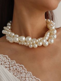 Affordable White Beaded Crystal Necklaces, Luxury Multi-strand Pearl Necklace For Party, Luxury White Beaded Statement Necklaces, Cheap Adjustable Cream Necklaces, Fancy Jewellery Designs, Indian Jewellery Design Earrings, Pearl And Lace, Jewelry Design Earrings, Girly Jewelry