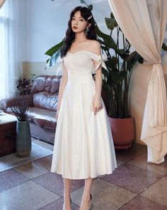 White evening dress,cute party dress,satin homecoming dress,simple midi dressMaterial:satinColor:as picture or custom colorStyle:cuteNeckline:off shoulderBack details:bandageDress type:A-line&ltp&gtFeatures:bowknot,simple&lt/p&gt&ltbr/&gt&ltp&gtThis dress could be custom made, there are no extra cost to do custom size and color.&lt/p&gt&ltbr/&gt&ltp&gt1, If the color is customized, please note the color & card number.&lt/p&gt&ltbr/&gt&ltp&gt2,You can choose standard size or custom size . If dres Off-shoulder Midi Dress For Wedding And Prom Season, Summer Satin Strapless Dress For Banquet, Satin Midi-length Bridesmaid Dress, Off-shoulder Satin Midi Dress For Wedding, Off-shoulder Satin Midi Wedding Dress, Midi-length Satin Bridesmaid Dress For Prom Season, Wedding Strapless Midi Length Satin Dress, Wedding Satin Strapless Midi Dress, Wedding Midi Length Strapless Satin Dress