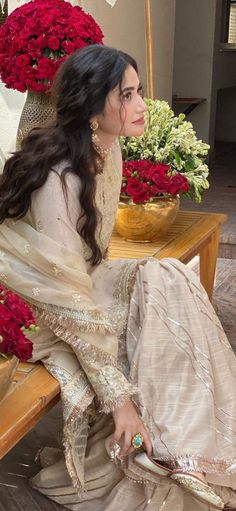 Pakistani Actress Dresses, Sana Javed, Desi Dress, Body Con Dress Outfit, Traditional Indian Dress