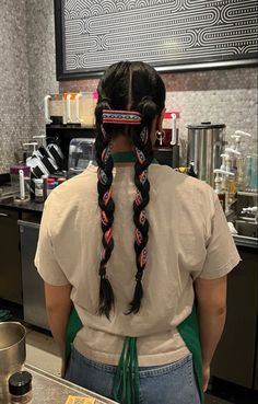 Indigenous Braided Hairstyles, Peruvian Braids, Guatemalan Hairstyles, Mayan Hairstyles, Peruvian Hairstyles, Aztec Hairstyles, Indigenous Braids, Native American Hairstyles For Women, Mexican Hair Styles