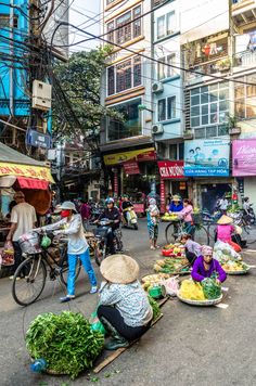 How To Spend 3 Days in Hanoi: The Perfect Hanoi Itinerary East Asia Travel, Hanoi Travel, Travel To Vietnam, Vietnam Holiday, Gap Year Travel, Vietnam Hanoi, Vietnam Backpacking, Asia Trip, Vietnam Travel Guide