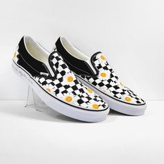 Vans Unisex Slip-On Sneakers Style Classic Slip-On Checkerboard Flowers Sz B12 /13.5 W Color Black White Orange Materials Canvas New Out Of Box Delivery The Same Or The Next Day *** Reach Out With Any Questions!!! #071723-00sm3452234m Slip-on Sneakers By Vans, Slip-on Vans Sneakers, Black Low-top Slip-on Sneakers For Summer, Vans Slip-on Canvas Shoes With White Sole, Vans Slip-on Canvas Shoes, Vans White Skate Shoes With Contrast Sole, White Vans Canvas Shoes For Skateboarding, Vans Black Canvas Shoes With Contrast Sole, Vans White Slip-on Sneakers With Rubber Sole