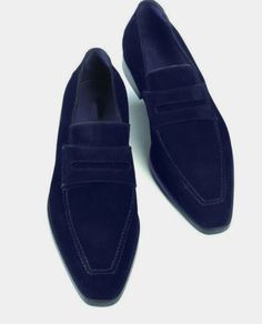 Classic Navy Luxury Loafers, Luxury Navy Classic Loafers, Navy Classic Luxury Loafers, Luxury Navy Loafers With Leather Sole, Luxury Wingtip Moccasins For Galas, Luxury Wingtip Moccasins For Semi-formal Occasions, Luxury Blue Moccasins For Formal Occasions, Mens Blue Dress Shoes, Shoes Men Formal