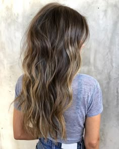 Sunkissed Brunette, Aesthetic Sabrina Carpenter, Selena Gomez Aesthetic, Modern Haircuts, Hair Color For Women, Hair Trend