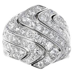 A Cartier 4 ct. Round Diamond Cocktail Ring made in 18K Gold. The total weight is 29.54 grams. The ring size is US 5.50. Radiant Rings, Bracelet Cartier, Radiant Ring, Bling Ideas, Art Jewelry Design, Expensive Jewelry Luxury, Diamond Cocktail Ring, Jewelry Luxury, Diamond Cocktail Rings