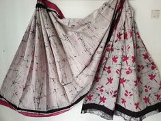 Cotton mulmul saree with blouse  Order on whatsapp 7413976951 Clothing Fabric Patterns, Blouse Material, Saree With Blouse, Cotton Saree, Indian Wear