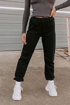 - Go for your goals in these trendy oversized joggers! - Unlined luxe material - An elastic waistline - An oversized silhouette that ends in ankle length elastic banded hemlines Oversized Joggers, Gym Goals, Oversized Silhouette, Elastic Band, Ankle Length, High Waist, High Waisted, Gym, Elastic