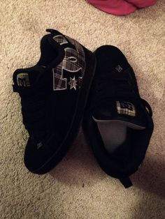 Men Lifestyle, Pretty Shoes Sneakers, Shoes Outfit Fashion, Funky Shoes, Hype Shoes, Shoe Inspo, Swag Shoes, Dc Shoes