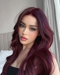 Hair Color For Teens, Trendy Hair Dye Ideas, Pelo Color Vino, Burgandy Hair, Black Cherry Hair, Deep Red Hair, Violet Hair Colors, Cherry Hair Colors, Wine Hair Color