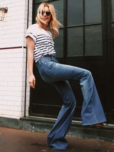 Fashion Gone Rouge, 70s Look, New Classic, Mode Inspiration, Karl Lagerfeld, Flare Jeans, Madewell