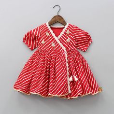 https://youtu.be/3dR-sVPJnj4 Baby Dress Diy, Crochet Baby Girl Dress, Short Kurti, Gota Work, Kids Dress Wear, Kids Dress Patterns