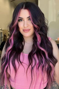 Burgundy Brown Hair, Blond Beige, Pink Money, Mixed Curly Hair, Money Piece, Hair Color Pink, Trendy Hair Color, Brunette Hair, Brunette Hair Color