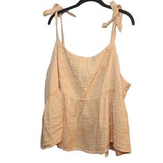 Old Navy Womens Orange Gingham Cotton Tie Strap Sleeveless Tank Top Size 3x Brand: Old Navy Department: Women's Size: 3x Color: Yellow Gingham Style: Sleeveless Tank Top With Tie Straps Fit: Regular Closure: Pullover Style (No Closure) Neckline: Square Neckline Sleeve Length: Sleeveless Pattern: Gingham Print Material: Cotton Condition: New Without Tags Measurements (Approximate): Pit To Pit: 25in Length: 28in Features: Gingham Print For A Fun, Classic Look Tie Straps For Adjustable Fit Yellow C Sleeveless Gingham Top With Tie Straps, Summer Gingham Tops With Tie Straps, Plaid Cotton Sleeveless Tank Top, Casual Plaid Sleeveless Tank Top, Summer Sleeveless Gingham Top, Summer Plaid Tank Top, Sleeveless Gingham Cotton Top, Daywear Tank Top With Tie Straps, Spring Gingham Sleeveless Top