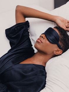 Each silk mask rests comfortably over your eyes and is secured with a padded elastic brand to ensure a good night’s sleep. In an effort to have zero waste, our eye masks are created from leftover fabric from our silk robes. Comfortable and soothing, the Silk Eye Mask can be used to nap during the day or sleep soundly through the night. Imported Boujee Gifts, Slip Silk Eye Mask, Pink Silk Sleep Mask, Satin Eye Mask, Sleep Eye Mask Silk, Eye Mask Sleep, Silk Mask, Silky Robe, Silk Robes