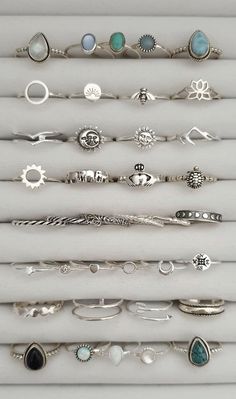 Hand Inspo Rings, Rings And Bracelets, Summer Rings, Edgy Jewelry, Indie Jewelry, Common Thread, Dope Jewelry, Classy Jewelry, Funky Jewelry