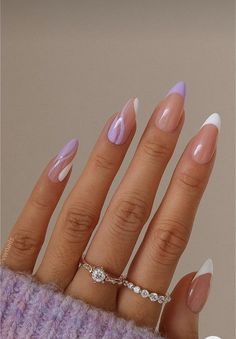 Nails Simple Summer, Summer Nails Simple, Ideas Summer Nails, Simple Summer Nails, Free Nails, Gold Gel Nails, Light Purple Nails, Summer Nails Summer, Lilac Nails