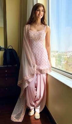 Disha Patani (@DishPatani) | Twitter Patiala Dress, Bridal Anarkali, Punjabi Dresses, Patiala Suit Designs, Patiyala Dress, Patiala Salwar Suits, Animation Wallpaper, Classic Jewellery, Fancy Outfit