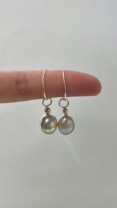 Handmade Freshwater Keshi Pearl Earrings, each earring contains real and natural Keshi pearls. The pearls are around 8~10x7.5x7.5mm, making them perfect for everyday wear. All earrings are handmade, from sawing, soldering, assembling, polishing and packaging! make them one of the kind! The Pearl earrings are all made from 100% recycled sterling silver. All earrings come with a cushion-lined kraft gift box, making it perfect for gifting!🤍 Aftercare: The Pearl earrings are made from sterling silver so they won't irritate the skin or change colour. But I do recommend taking off your earrings in the shower and avoiding spraying perfume on/near the earrings. Follow the simple rules to keep your earrings bright and shiny! ✨ Etsy Silver Earrings, Keshi Pearl Earrings, Spraying Perfume, Pearl Earrings Handmade, Bubble Earrings, Handmade Dangle Earrings, Bubble Necklaces, Earrings Handmade Dangle, Vintage Style Earrings