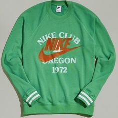 Nike Sportswear Trend Crew Neck Sweatshirt Color: Green Size: M Custom Streetwear, Vintage Crew Neck, Merch Design, Sportswear Trends, Nike Pullover, Hoodies Men Pullover, Men's Tops, Clothing Design, Workout Sweatshirt