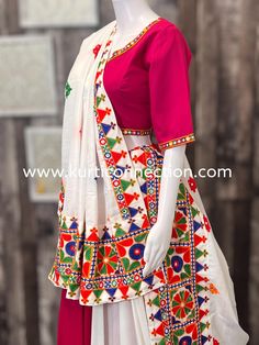 Full 12 meter flair  Blouse size 38 (4 inch margin inside) Heavy dupatta made in India shipping from Chicago Finished item for sizing/alterations please message me Gamthi Work, Heavy Dupatta, Punjabi Outfits, Chaniya Choli, Indian Wear, Womens Clothing Tops, 4 Inch, Art Collection, Bathing Beauties