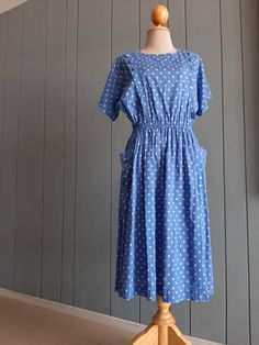 Check out this item in my Etsy shop https://www.etsy.com/listing/606187297/s-70s-day-dress-summer-cotton-polka-dot Vintage Polka Dot Dress, Cotton Dress Summer, Retro Summer, Japanese Vintage, Pretty Stuff, Day Dress, Vintage Buttons, Summer Cotton, Dress Summer