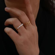 Half Pearl Gold Ring Pearl Gold Ring, Beach Ware, Pearl Jewelry Design, Rubber Band, Beautiful Ring, Rubber Bands, Original Gift, Gold Band, Gold Design