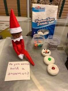 Elf Classroom, Elf Ideas Easy, Elf Magic, Awesome Elf On The Shelf Ideas, Elf Activities, Xmas Elf, Elf Antics, Elf Fun, Build A Snowman