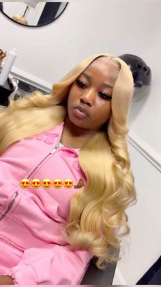 Blonde Hair On Caramel Skin, Wig Color For Black Women, Quick Weave Hairstyles Blonde, Wigs Hairstyles Black Women, Honey Blonde Wig Install, Black And Blonde Highlights Black Women, Summer Braid Hairstyles For Black Women, Birthday Hairstyles Color, 90s Freaknik Hairstyles