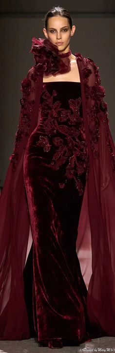 #ElieSaab #Fall2024Couture #Fashioncouture #couture Jewel Tone Fashion Aesthetic, European Style Outfits, Prom Dress Couture, Fashion Designer Dress, Elven Dress, Ellie Saab, Elie Saab Fall, Haute Couture Gowns, Ready To Wear Fashion