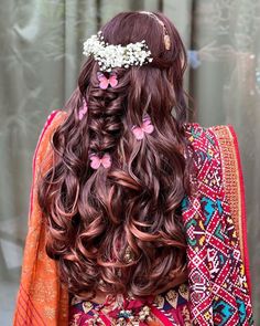 Butterflies In Hair: The Newest Mehendi Hairstyle! | WedMeGood Bridal Messy Bun, Butterflies In Hair, Hairstyle With Butterfly, Hairstyle According To Face Shape, Open Hairstyle, Most Beautiful Hair, Butterfly Hairstyle, Mehndi Hairstyles, Butterfly Hair Accessories