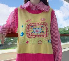 Preppy Mode, Girly Preppy, Vest Sweater, Style Kawaii, Red Vest, Kawaii Bunny, Kawaii Cartoon, Sweater Vest Women, Style Preppy