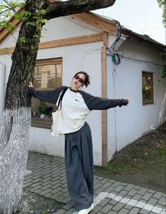 Slim Blouse, 가을 패션, Korean Outfits, Looks Style, Casual Style Outfits, Lookbook Outfits, Look Cool, Fitness Inspo, Style Outfits