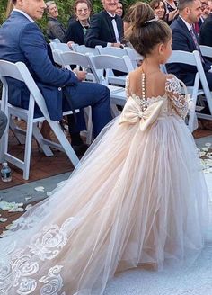 Gaun Tulle, Country Flower Girls, Flower Girl Dresses Country, Long Flower Girl Dresses, Ivory Flower Girl, Ivory Flower Girl Dresses, Tulle Flower Girl, Tulle Flowers, Flower Girl Dress Lace