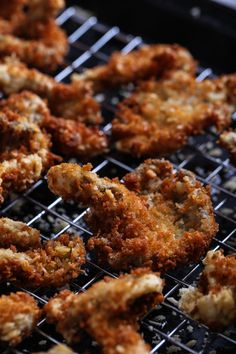 some fried food is on a grill and ready to be eaten