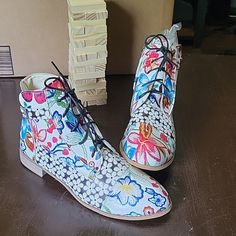 New Floral Boots Size 42 Multicolor/White White Lace-up Boots For Spring, White Low Heel Summer Boots, White Low Heel Boots For Summer, Casual White Boots With Low Heel, Casual White Low Heel Boots, Trendy Flat Boots For Spring, Multicolor Flat Heel Boots For Spring, Casual Multicolor Summer Boots, White Ankle-high Summer Boots