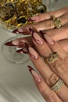 Burgundy Nail Designs, Kutek Disney, Wine Nails, October Nails, Nagel Tips, Smink Inspiration, Makijaż Smokey Eye, Burgundy Nails