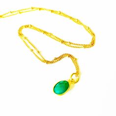 Introducing our stunning Green Onyx Gold Vermeil Necklace made of Sterling Silver.   Perfect for adding a touch of elegance to any outfit. 18k gold vermeil pendants and necklaces, creating a luxurious and eye-catching piece.  The 18-16 inch chain is also made of 18k gold vermeil, adding to the overall opulence of the necklace featuring a 12mm faceted green onyx gemstone. 925 Sterling Silver 18ct gold vermeil Green Onyx Stocking Fillers For Her, Forever Jewelry, Onyx Gemstone, Jewelry Ring Box, Men's Jewelry Rings, Green Onyx, Recycled Sterling Silver, Watch Necklace, Gifts For Mum