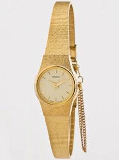 Watches Women Vintage, Seiko Gold, Timeless Watches, Trendy Watches, Usa Clothing, Couture Embroidery, Watches Women, Ladies Watches