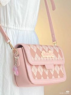 Cute Bags With Pockets, Tas Cute, Cute Purses Aesthetic, Tas Pink, Pink Bag Aesthetic, Tas Aesthetic, Aesthetic Purses, Modern Handbag