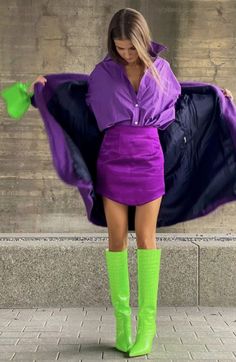 Neon Boots Outfit, Eccentric Aesthetic, Business Capsule, Lilac Coat, Outfits Nyc, Purple Blazer, Colour Combinations Fashion, Neon Outfits