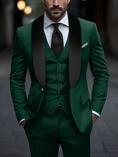 Emerald Suit Groom, Black And Emerald Suit Men, Best Man Outfit Wedding, Emerald Green Suits For Men, Big And Tall Suits For Men, Mens Lifestyle Fashion, Mens Tux, Green Suit Men, Suit For Men Wedding