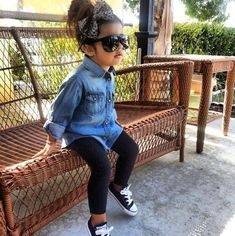 Leggings And Denim Shirt, Converse Outfits, Outfits Dresses, Dresses 2020, Baby Outfits, Toddler Girl Outfits, Fashion Kids, Toddler Fashion