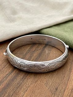 Measurement: 18 cm   Metal Purity: 925 Markings: 925 Weight: 20 Grams (used to have a safety chain) Safety Chain, Silver Bangles, Bangle Bracelet, Bangle Bracelets, United Kingdom, Retro Vintage, Etsy Accessories, Handmade Items, Bangles