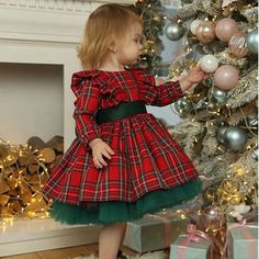 Make your little girl's special occasions even more magical with DreamyVow Red Long Sleeve Christmas Girl Dress J278. This stunning ball gown features long sleeves and is perfect for holiday gatherings or birthday parties. Elevate her style with this elegant and charming dress. White Christmas Dress, Christmas Dress Baby, Red Christmas Dress, Girls Dress Shop, Christmas Look, Dress Birthday, Girls Christmas Dresses