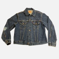 Big E Levi’s denim jacket 1960s Condition: bleach stain on sleeve Size: no size listed/fits like large Chest-22 shoulder-6” sleeve-25” top to bottom-23” Pre-washed Long Sleeve Denim Jacket For Fall, Retro Light Wash Long Sleeve Outerwear, Vintage Faded Stonewashed Denim Jacket, Vintage Stonewashed Medium Wash Outerwear, Levi's Long Sleeve Light Wash Denim Jacket, Levi's Light Wash Long Sleeve Denim Jacket, Faded Long-sleeve Pre-washed Denim Jacket, Faded Long Sleeve Pre-washed Denim Jacket, Retro Washed Blue Denim Jacket For Fall